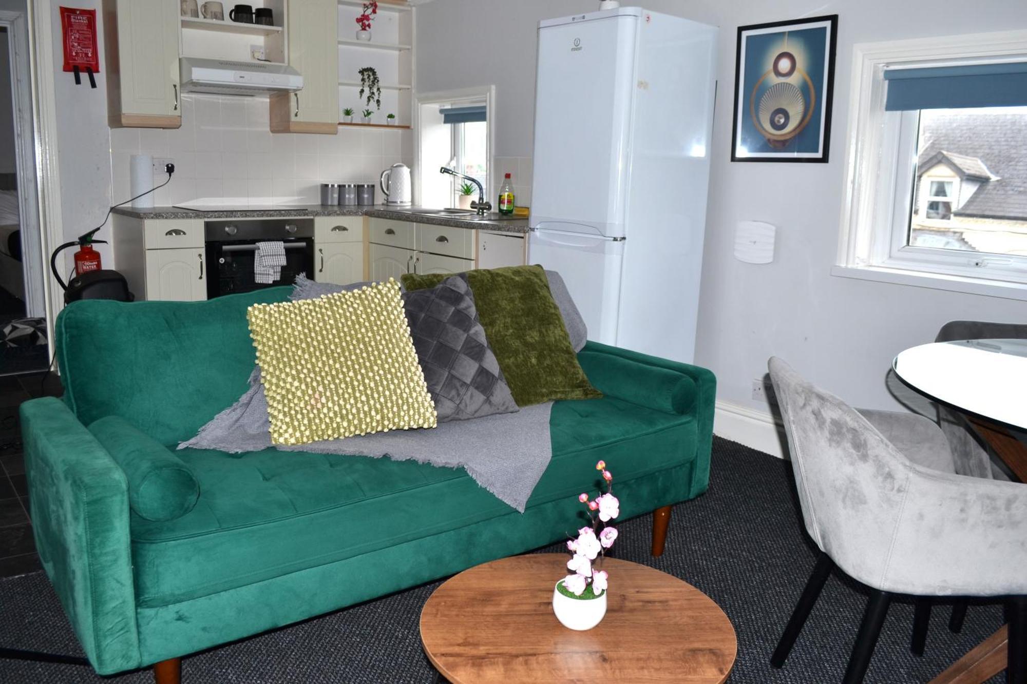 Cottage Style 2 Bedroom Apt In City, Near Utilita Arena & Free Parking Birmingham Exterior photo