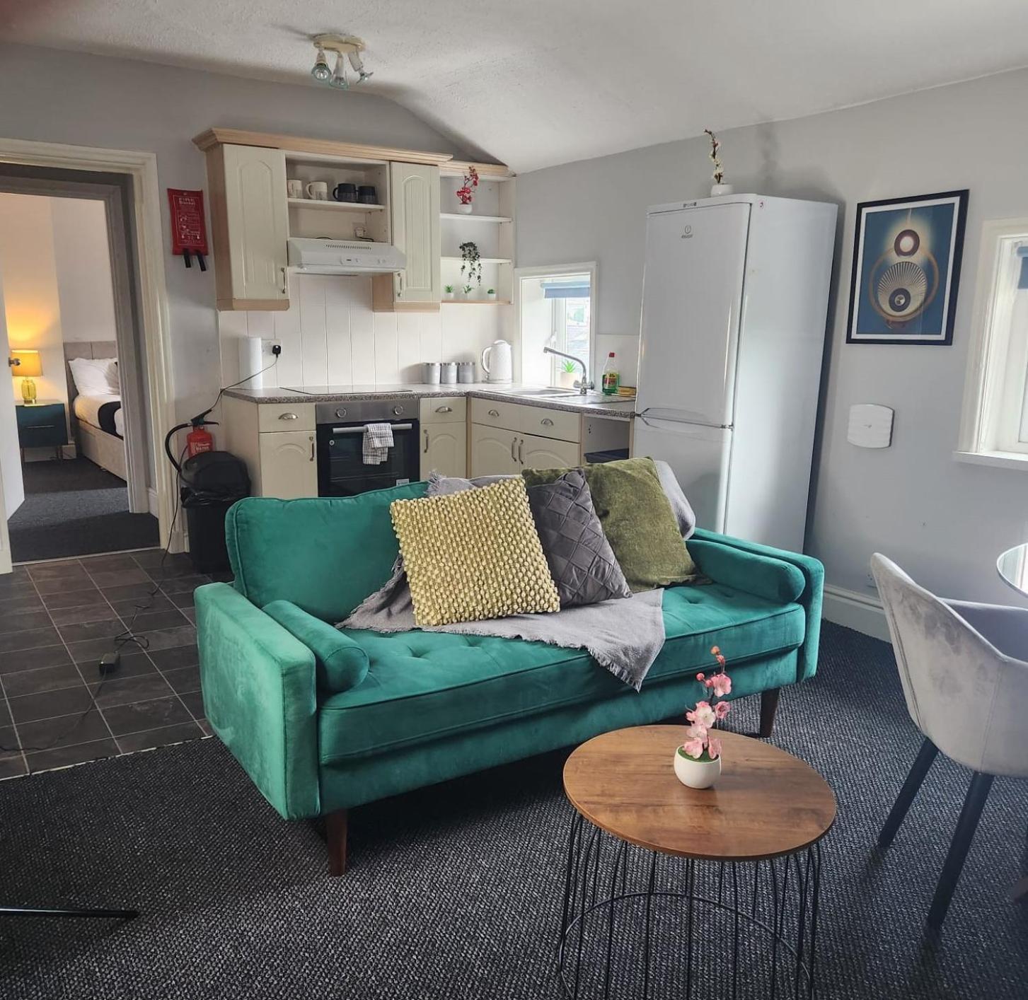 Cottage Style 2 Bedroom Apt In City, Near Utilita Arena & Free Parking Birmingham Exterior photo